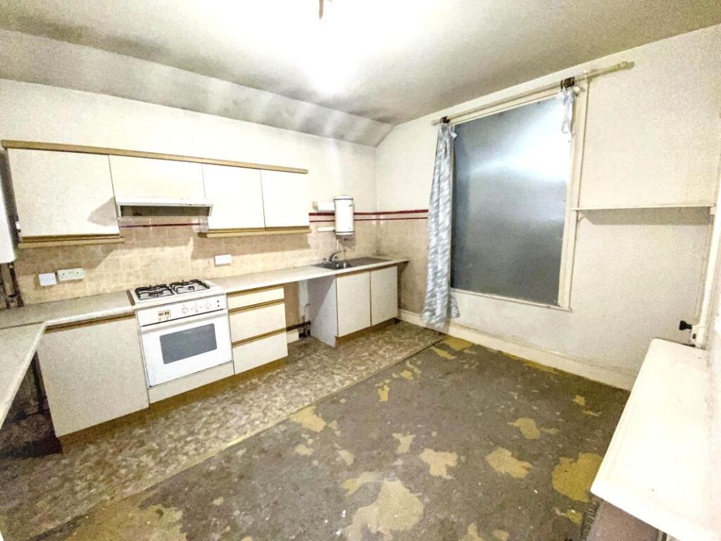 House in Torquay - View 5