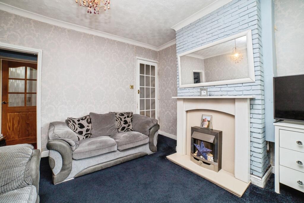 Alfreton Road, SUTTON-IN-ASHFIELD, Nottinghamshire, NG17 photo 4