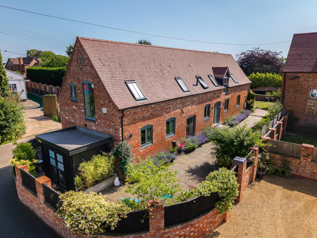 Main image of property: Froggery Lane, Stoulton, Worcester