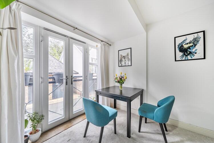 House in London, Roehampton - View 5