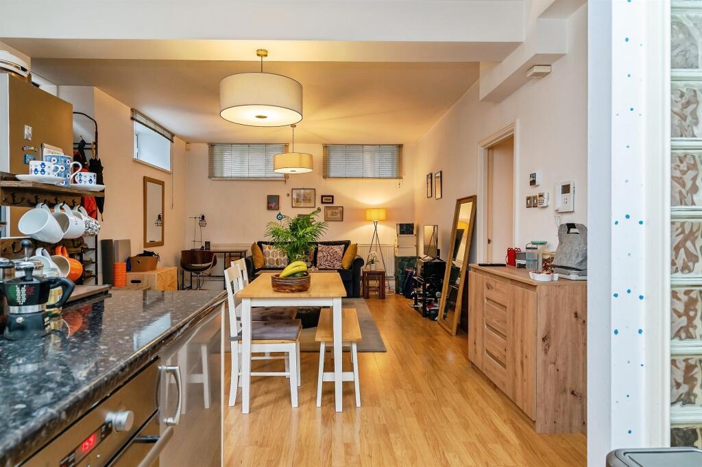 Apartment in Nottingham, Lace Market, St Ann's - More