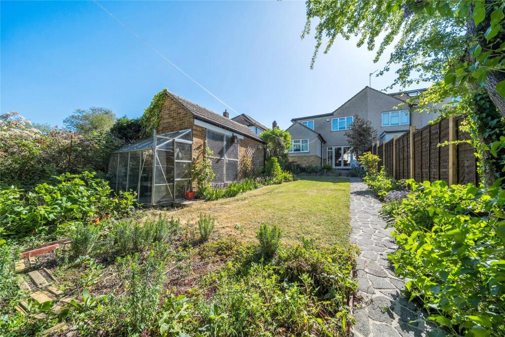 Downs Avenue, Chislehurst photo 5