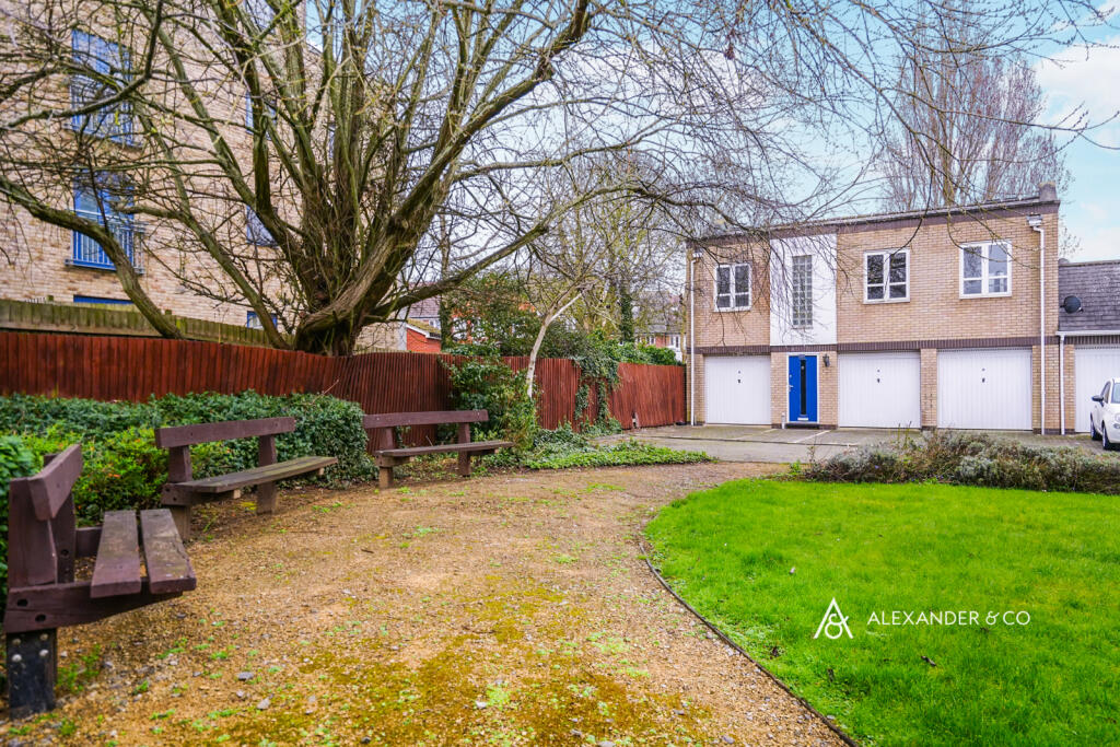 Main image of property: Wren Way, Bicester, Oxfordshire, OX26
