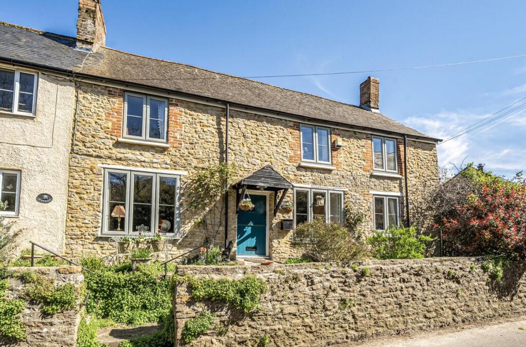 3-bed house on Brister End, Yetminster, Sherborne, £375,000