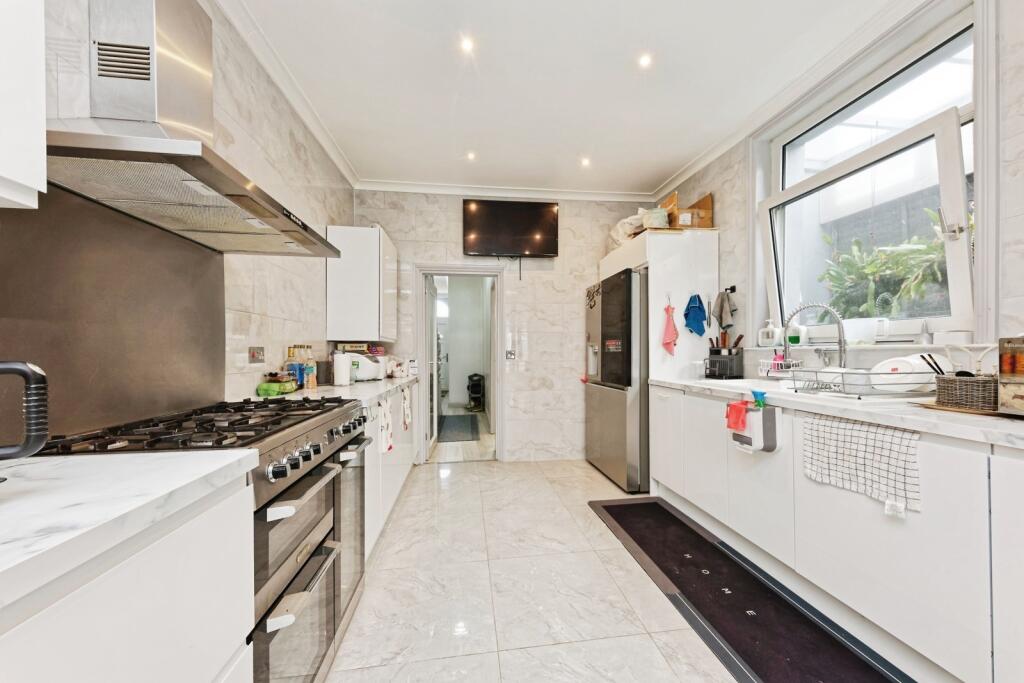 House in Dover - View 4