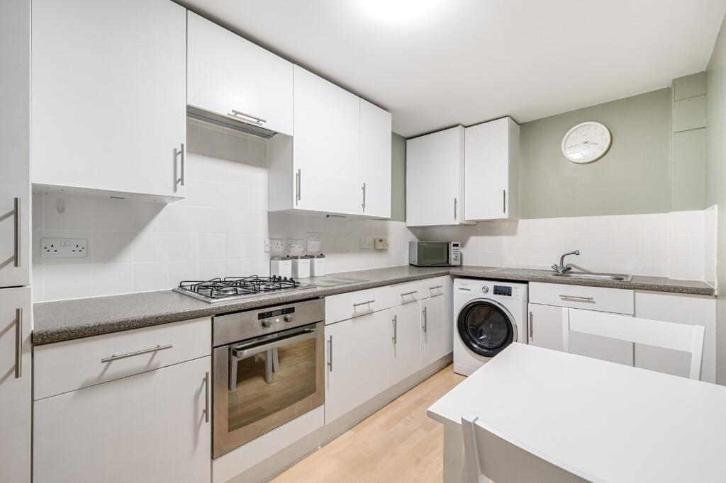 Apartment in Winchester, New Alresford - View 5