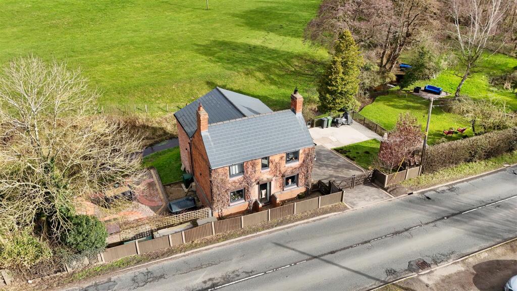 Main image of property: Croxton, Nr Hanmer.