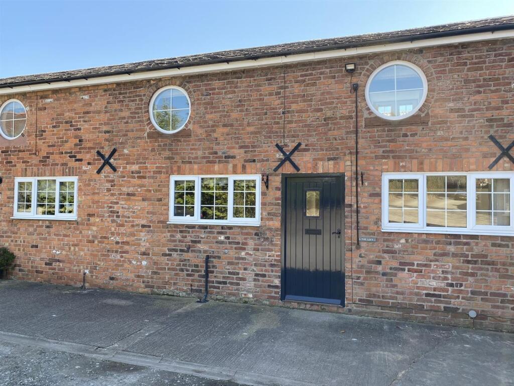 Main image of property: The Loft, Walkers Lane, Tarporley, CW6 0DQ