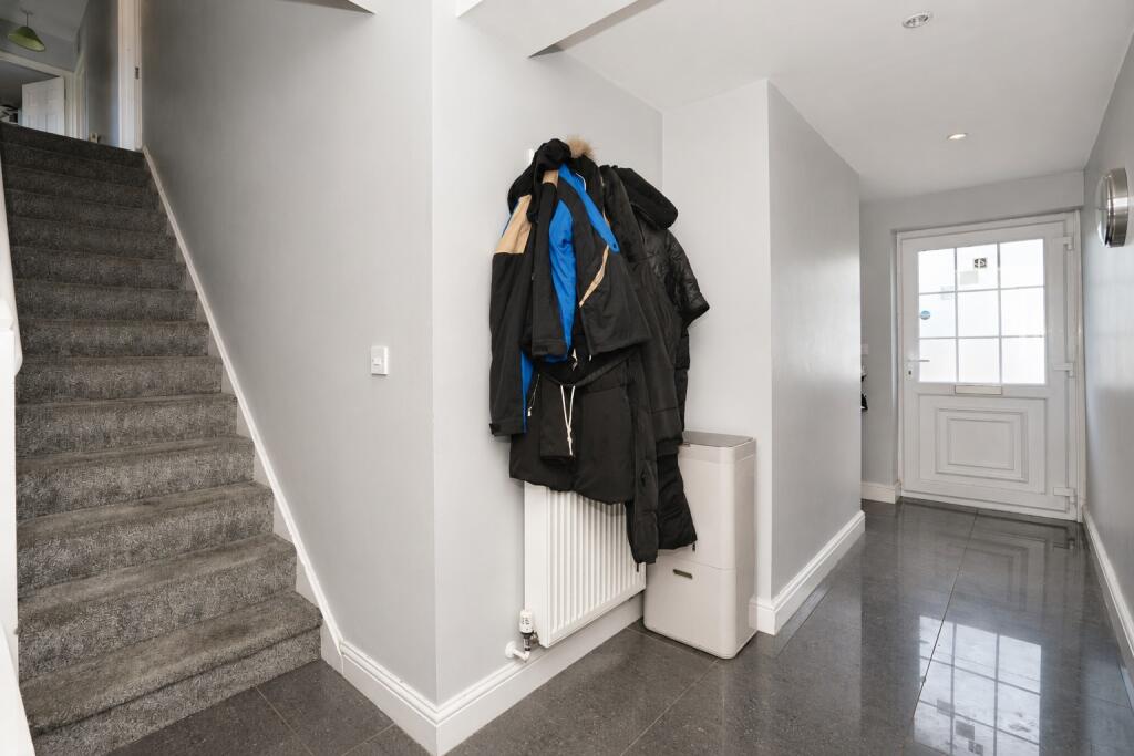 Apartment in Mid Sussex, Haywards Heath - View 5