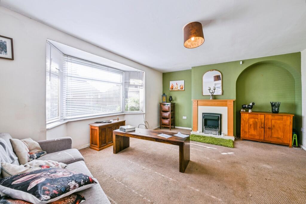 House in Nottingham, Bilborough - View 3