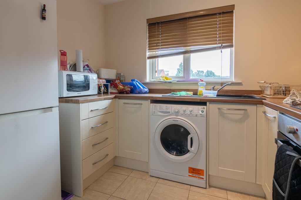 Apartment in Coventry, West Midlands - View 5