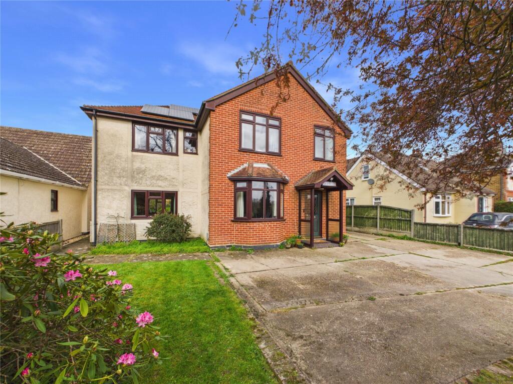 Main image of property: London Road, Kelvedon, Colchester, Essex, CO5