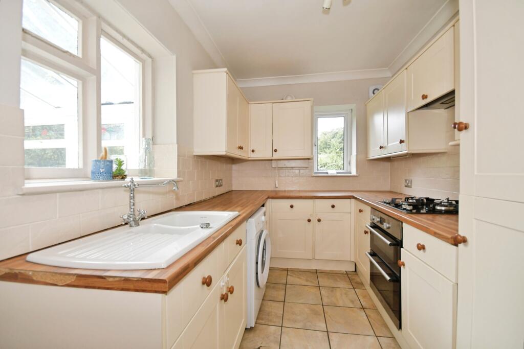 House in Chesterfield, Boythorpe - View 4
