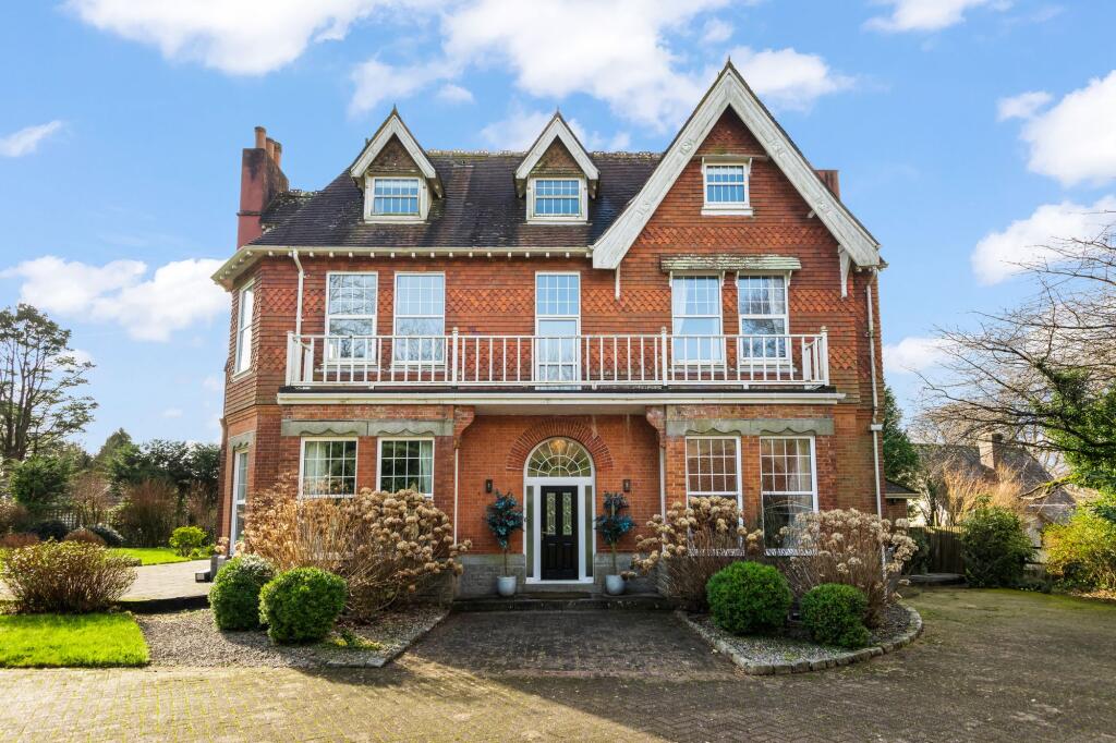 Main image of property: Golf Links Road, Yelverton, PL20