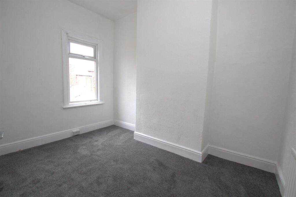 House in Stockton-on-Tees - More