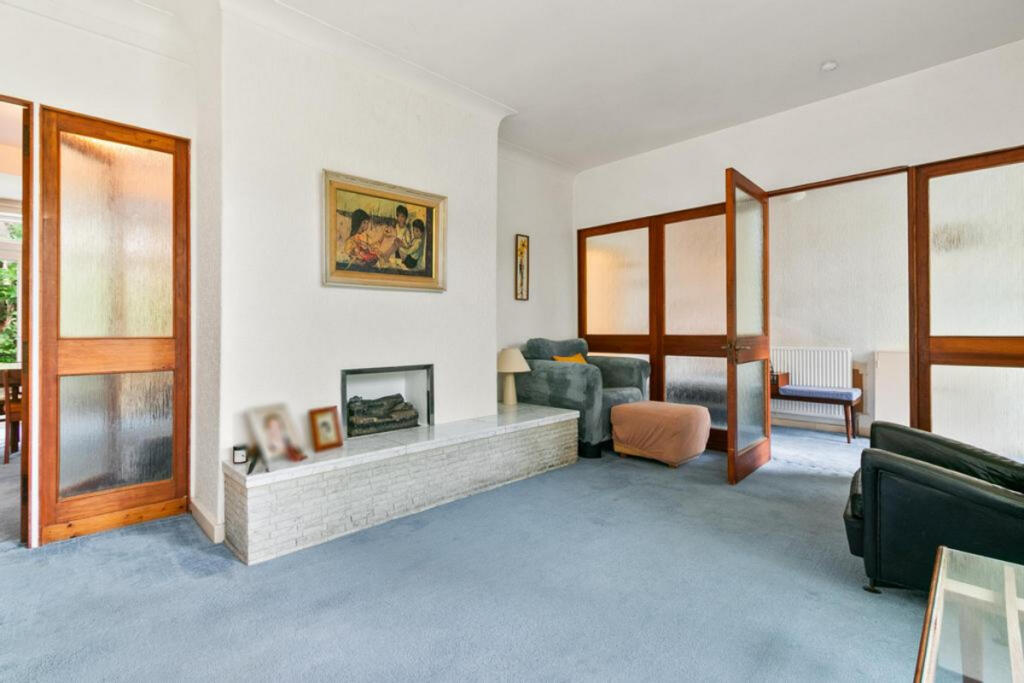 House in Glasgow, East Renfrewshire - View 5
