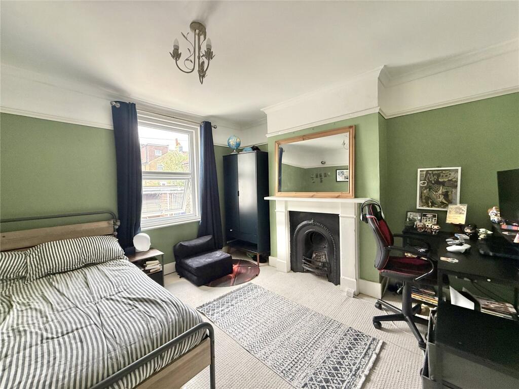 House in Eastbourne, East Sussex - More