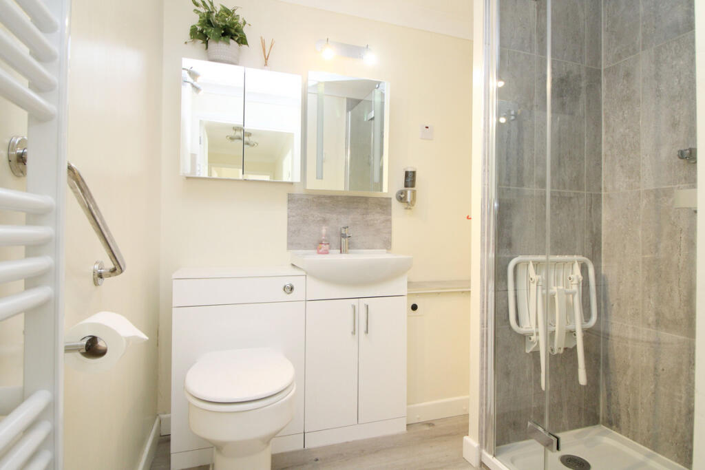 Apartment in Hove, Brighton and Hove - More