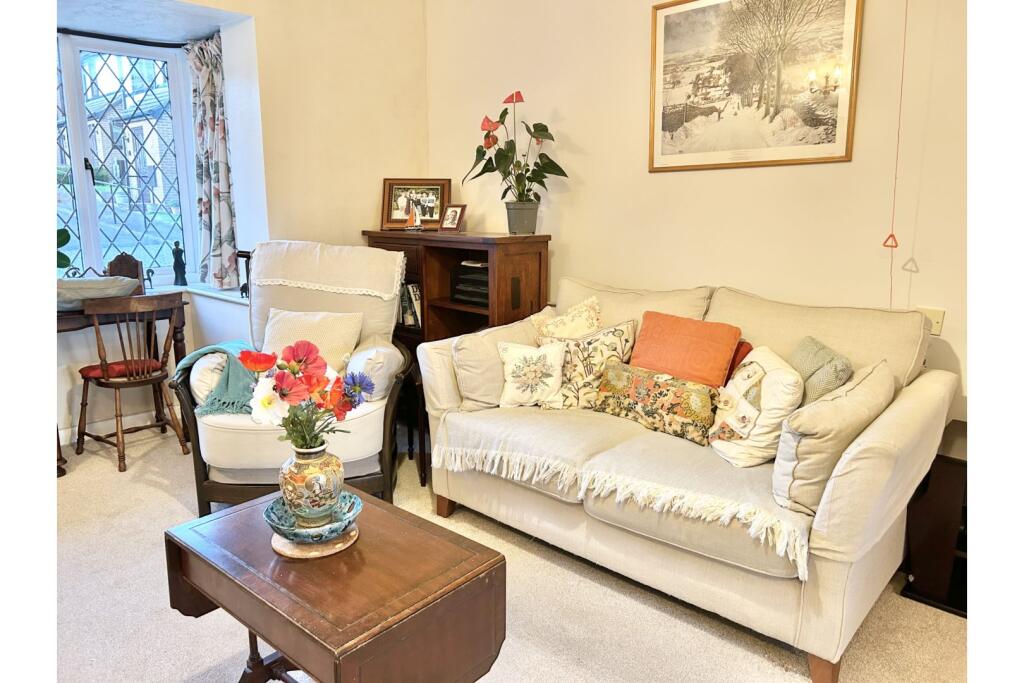 House in Canterbury, Sturry - More