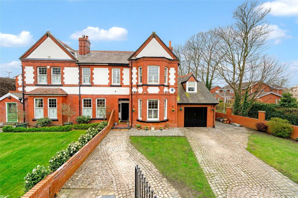 Main image of property: College Avenue, Formby, Liverpool, Merseyside, L37