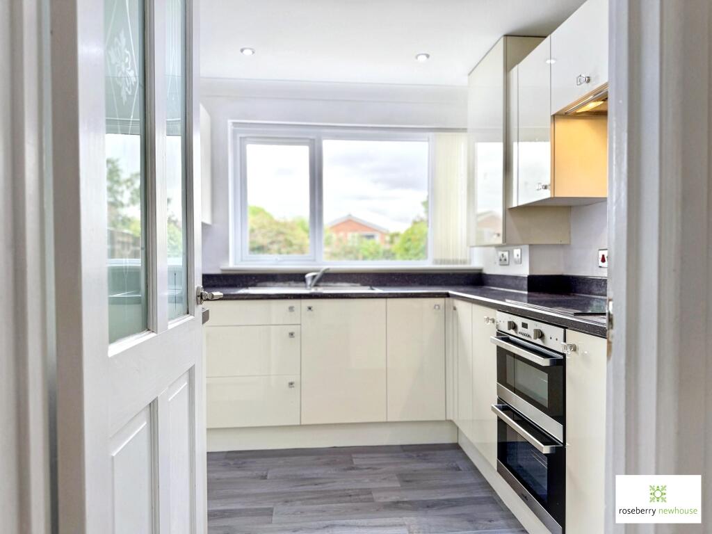 House in Egglescliffe, Stockton-on-Tees - More