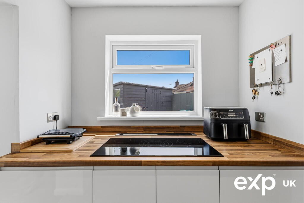 Sycamore Road, New Ollerton, NG22 9PS - View 5