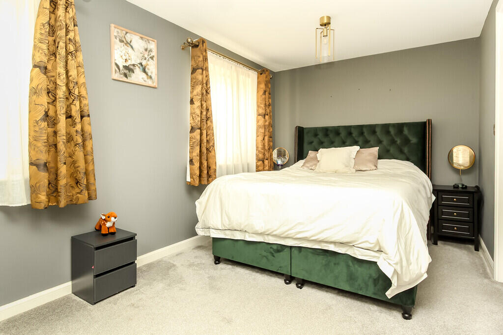 House in Northampton - View 5