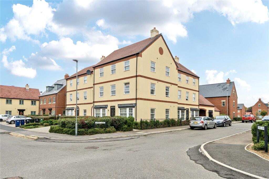 2-bed apartment on Walston Way, Brampton, Huntingdon, £140,000