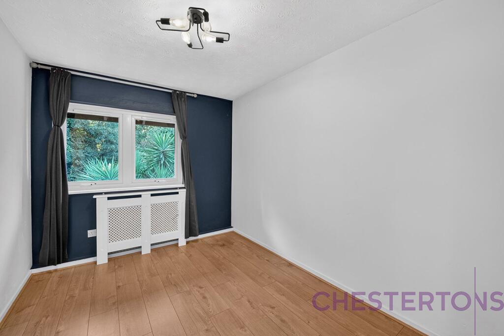 Friars Mead, 
Cubitt Town, E14 - View 5