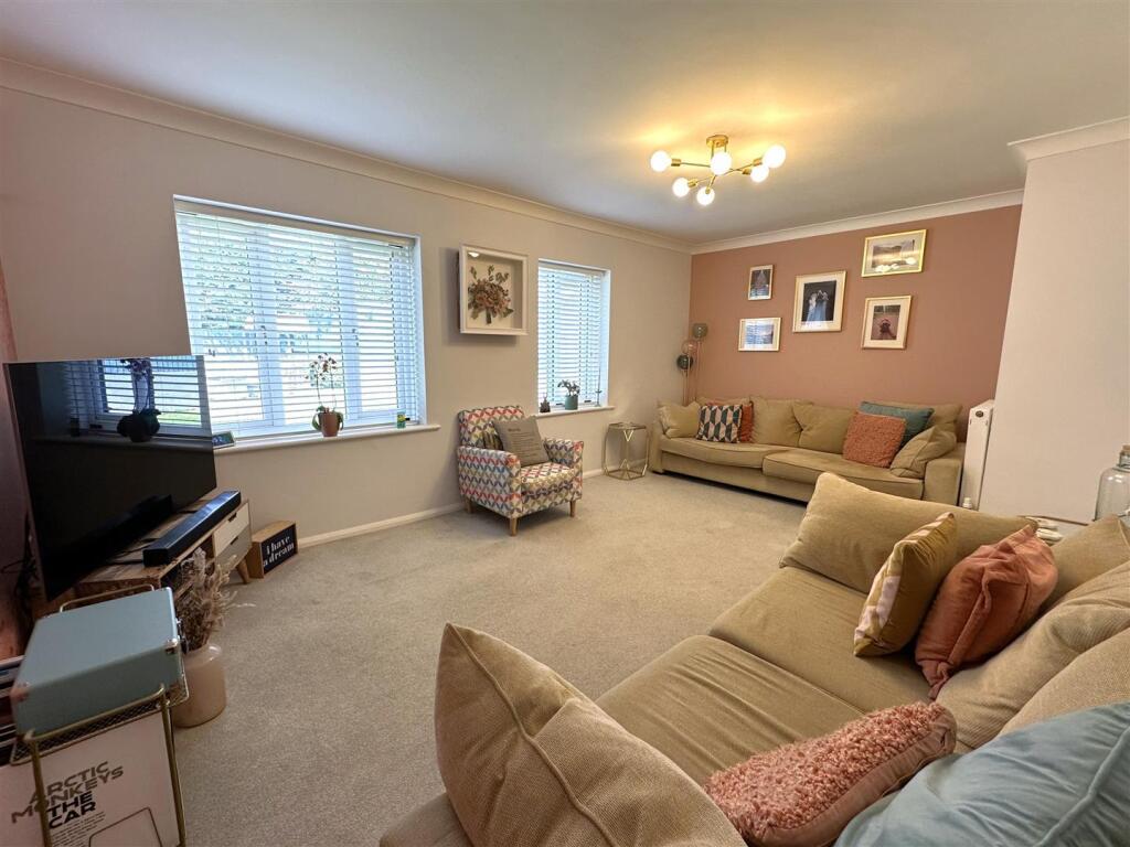House in Newark, Balderton - View 4