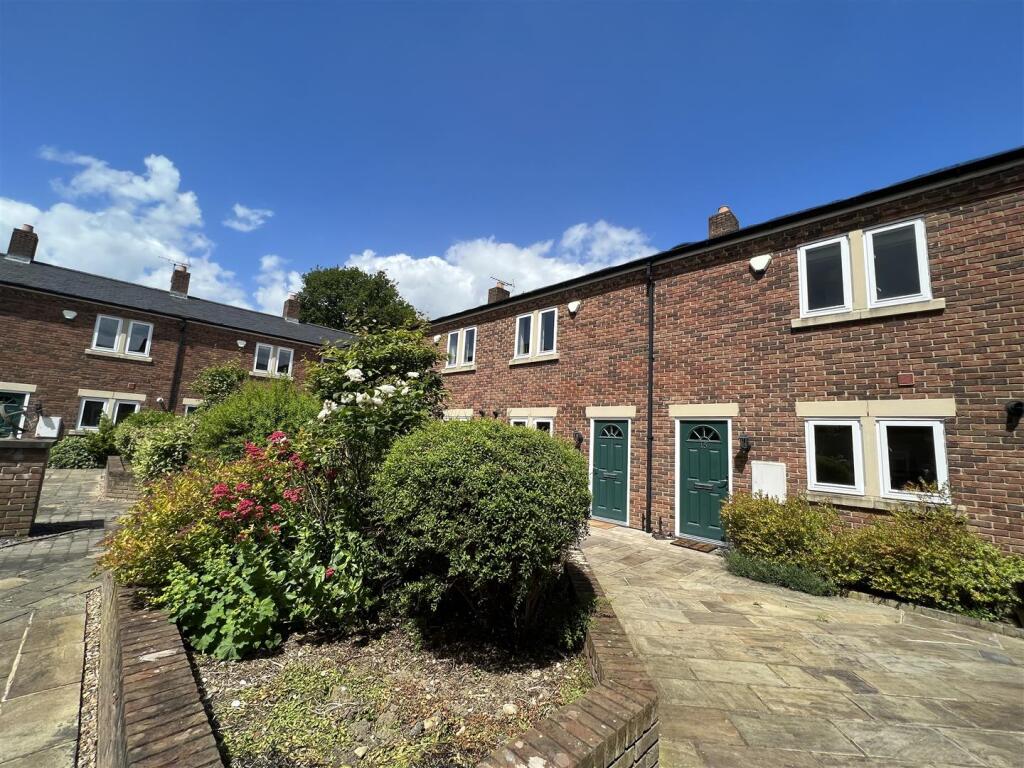 Main image of property: Chancel Square, Meanwood, LS6