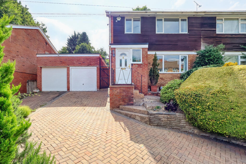 Main image of property: Hicks Farm Rise, High Wycombe, Buckinghamshire, HP13