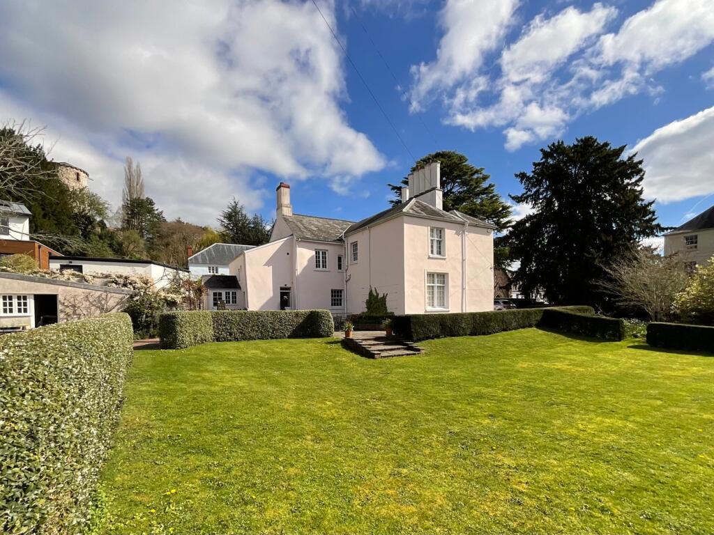 Castle Parade, Usk, NP15 - View 2