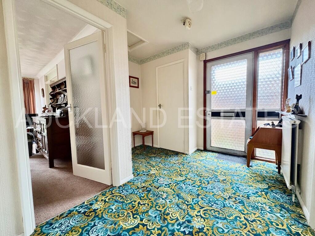 Additional image 8 of Knolles Crescent, Welham Green