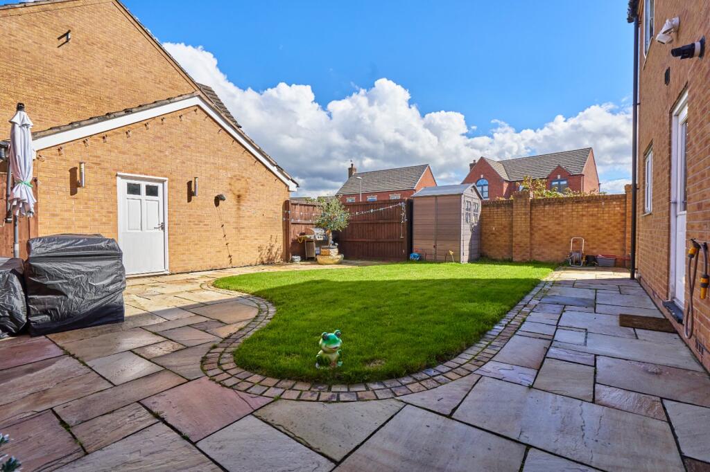 House in St Helens, Union Bank, Lea Green - More