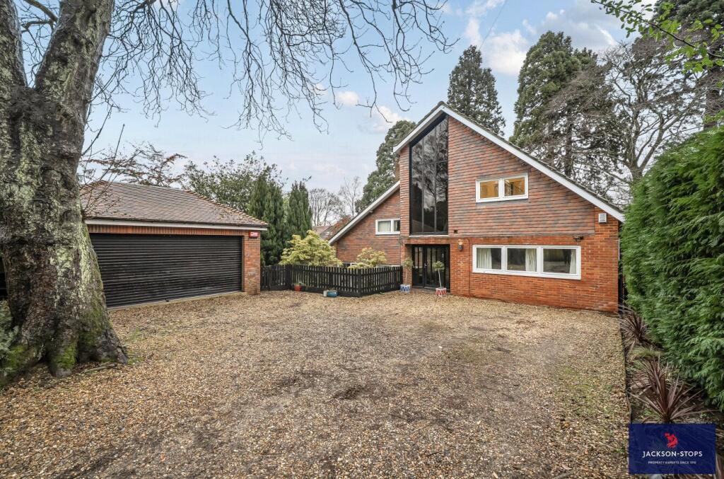 Main image of property: Silverbirches Lane, Aspley Heath, Bedfordshire, MK17