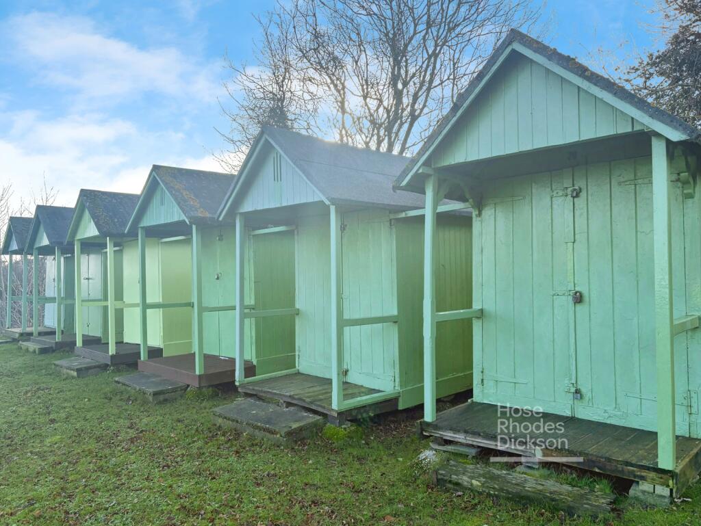 Puckpool Park, Ryde - View 4