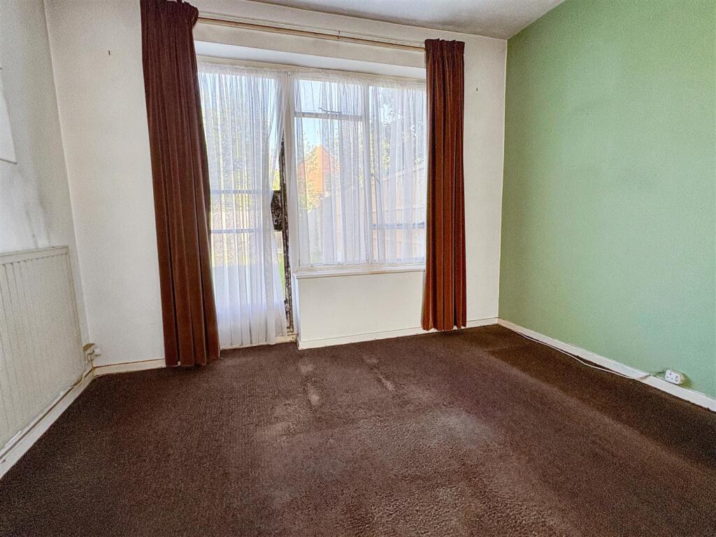 House in Southend-on-Sea - View 3