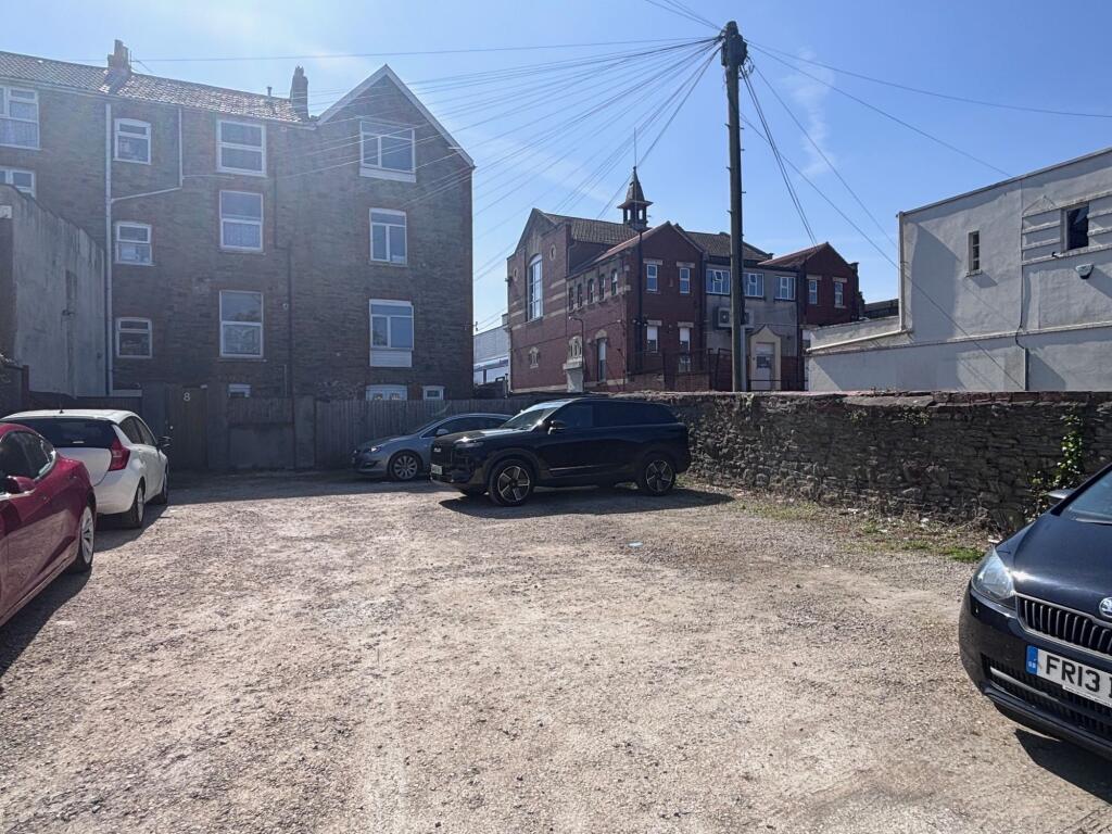 Property photo 6