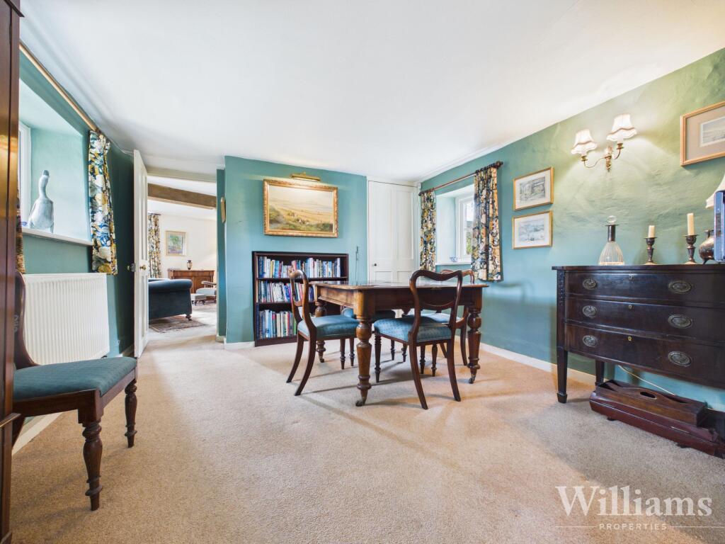 Chilton Road, Long Crendon, HP18 - More