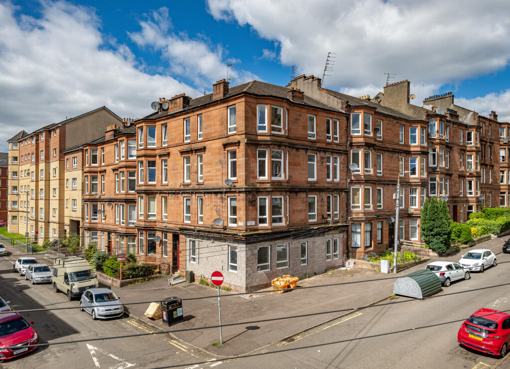 Main image of property: Flat 1/1, 29 Roslea Drive, Dennistoun , Glasgow, G31