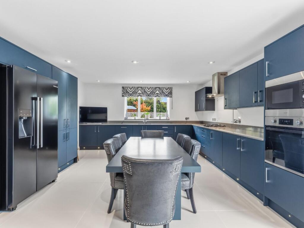 House in Stratford-on-Avon, Southam - View 2