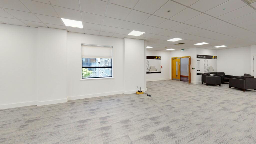 PHOTO 7 First Floor.jpg