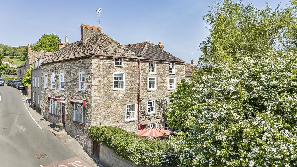 Main image of property: School Road, Wotton under Edge, GL12 7JL