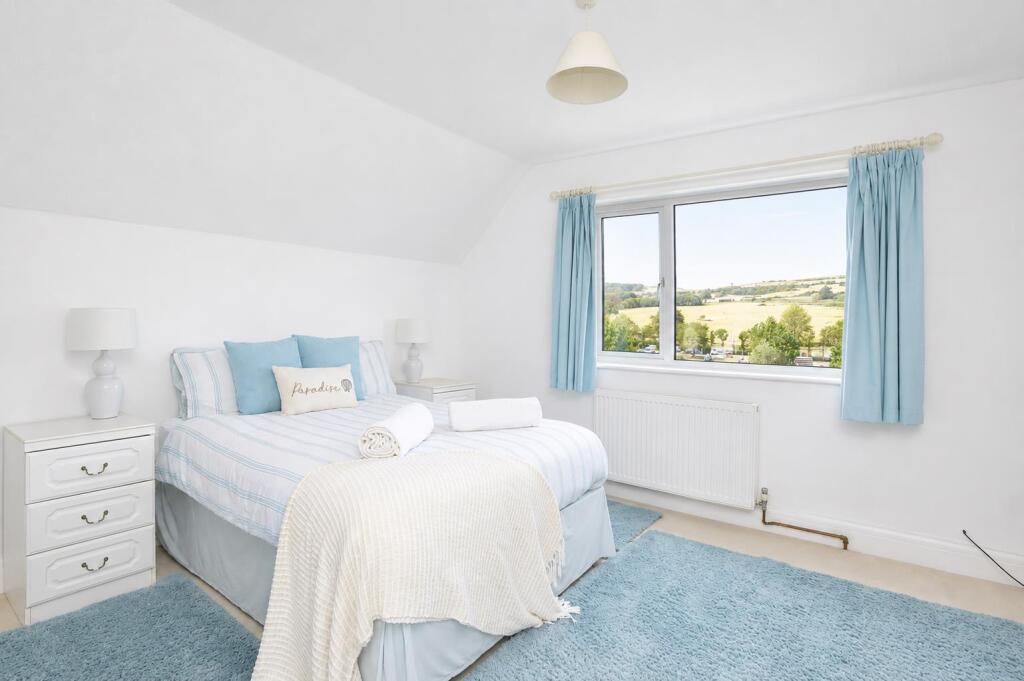 House in Wroxall, Isle of Wight - More