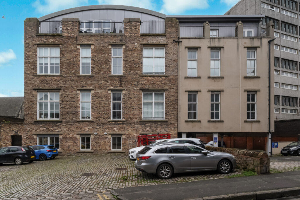 Main image of property: Flat 13, 14 Queen Charlotte Street, Edinburgh, EH6 6AT