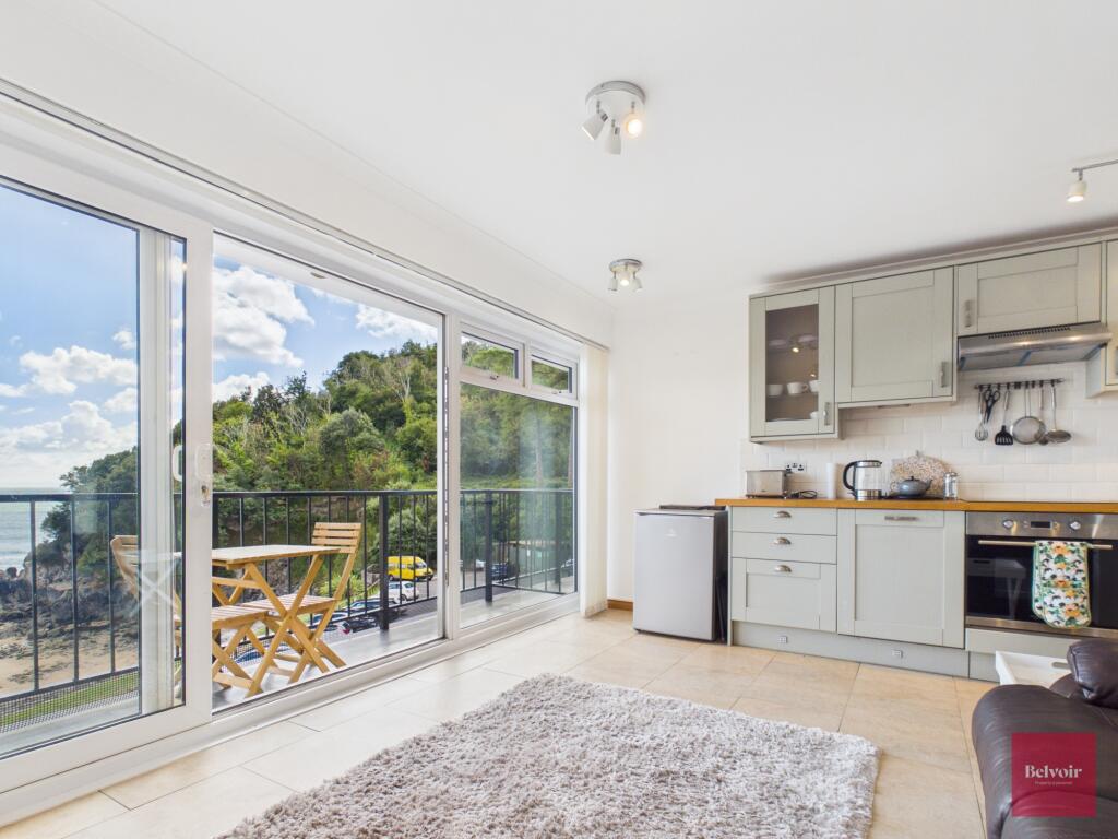Apartment in Manselfield, Holtsfield, Bishopston - View 3