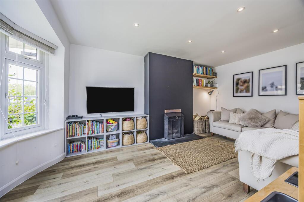 House in Portsmouth - View 4