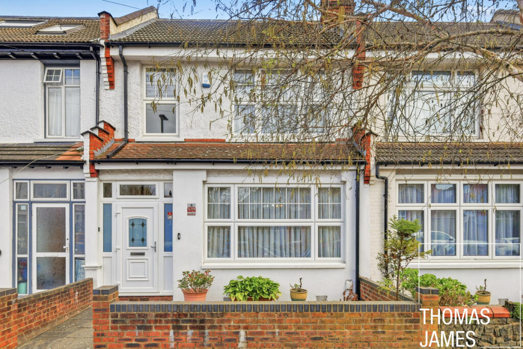 Main image of property: River Avenue, Palmers Green, N13