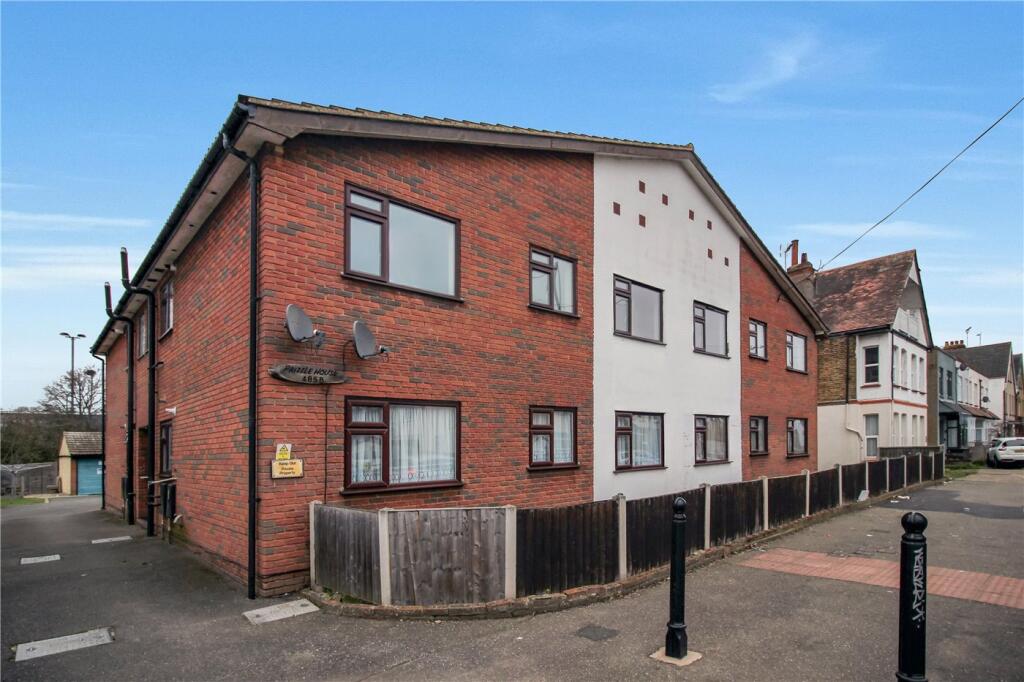 Main image of property: Fairfax Drive, Westcliff-on-Sea, Essex, SS0
